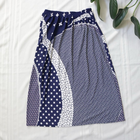 Blue patchwork patterned skirt - Picture 7 of 8